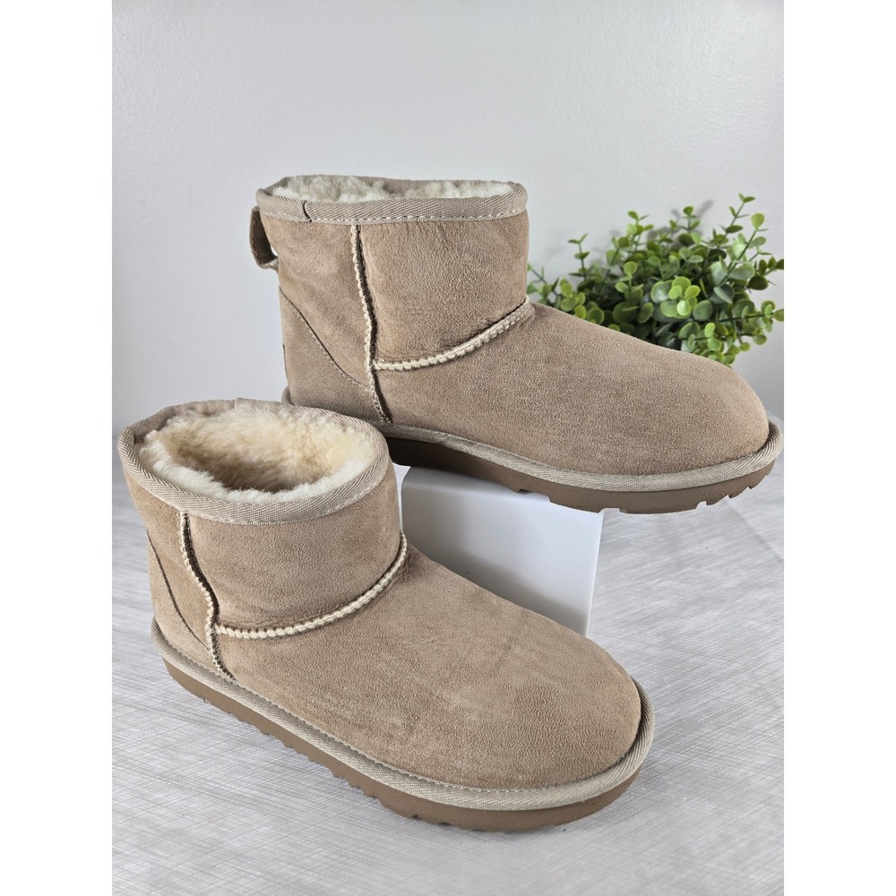 UGG Classic Mini II Boots Caribou Tan Suede Sheepskin 1017715K Kids Size 5